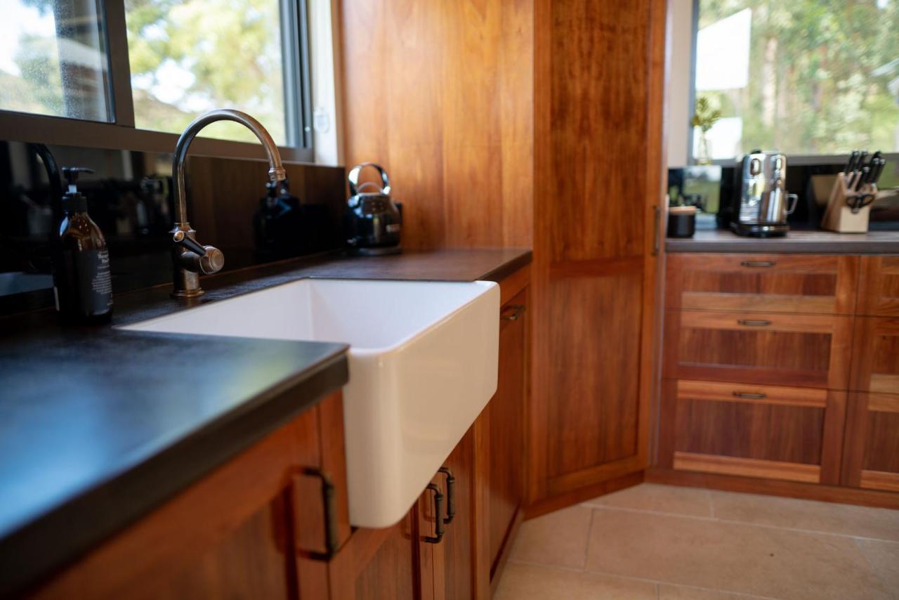 Adventure Bay Retreat Bruny Island Villa Exterior photo